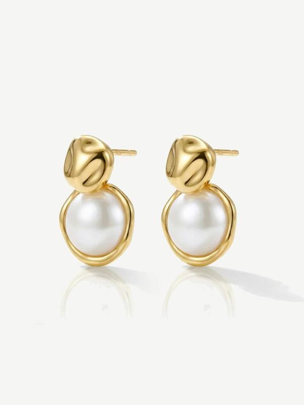 White Pearl Coin Stud Earrings in 18k Gold