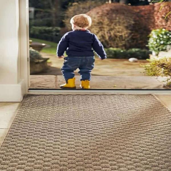 The Rugs Textured Washable Mat & Runner | Dots Design