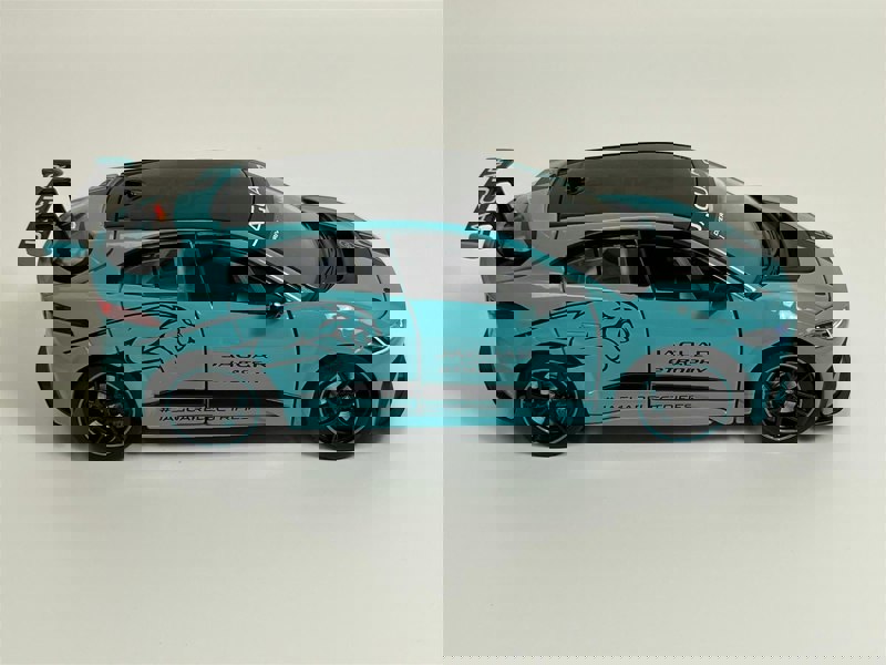 Tayumo Jaguar I Pace E Trophy LHD Light & Sound Blue 1:32 Scale - 32110010