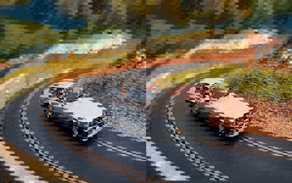 Scalextric The Professionals Capri Twin Pack 1:32 Scale C4642