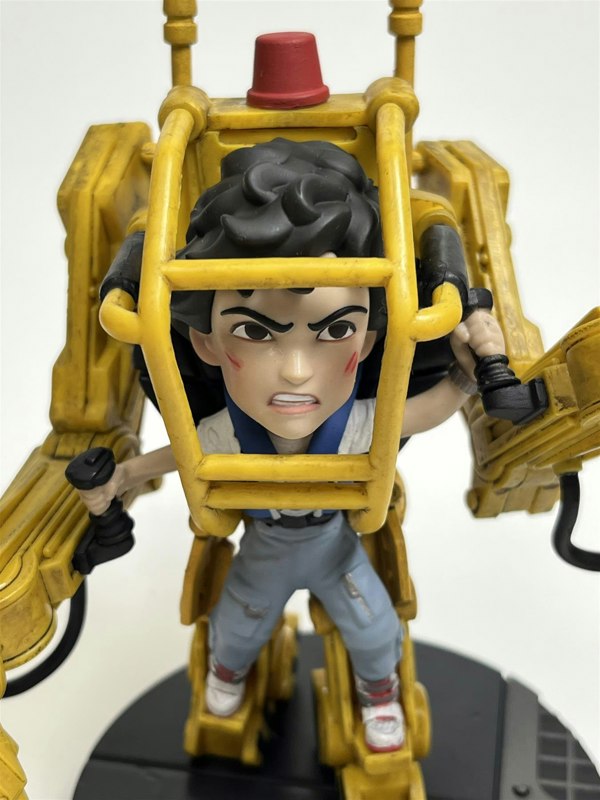 Q Fig Aliens Ellen Ripley Power Loader 14cm Figure Q Fig ALN0402