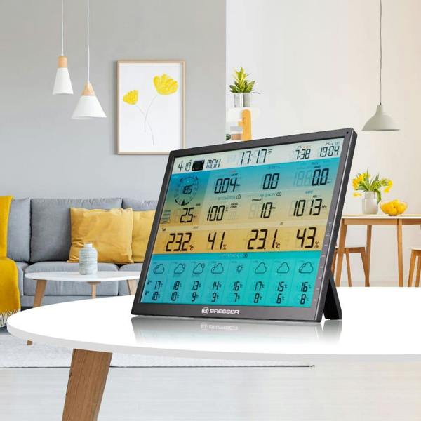 Bresser 7-in-1 Solar Powered Sensor 8-Day 4CAST XL Wi-Fi Weather Station