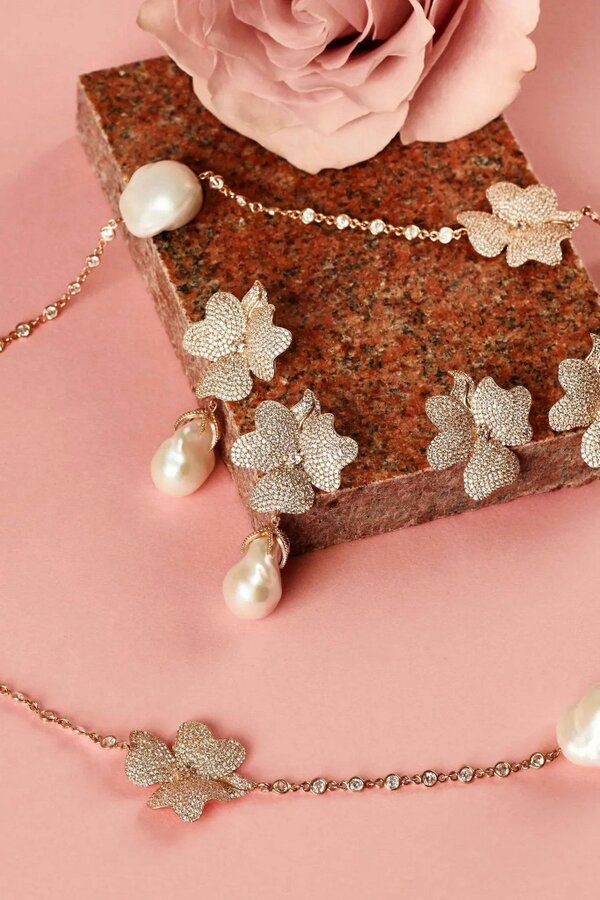 Latelita Baroque Pearl White Flower Drop Earrings Rosegold