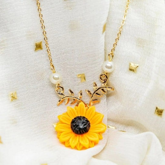 The Colourful Aura Sunflower Charm Pearl Daisy Flower Summer Beach Pendant Necklace