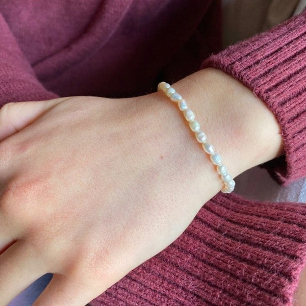 Dainty White Natural Pearl Bracelet - Reeves & Reeves