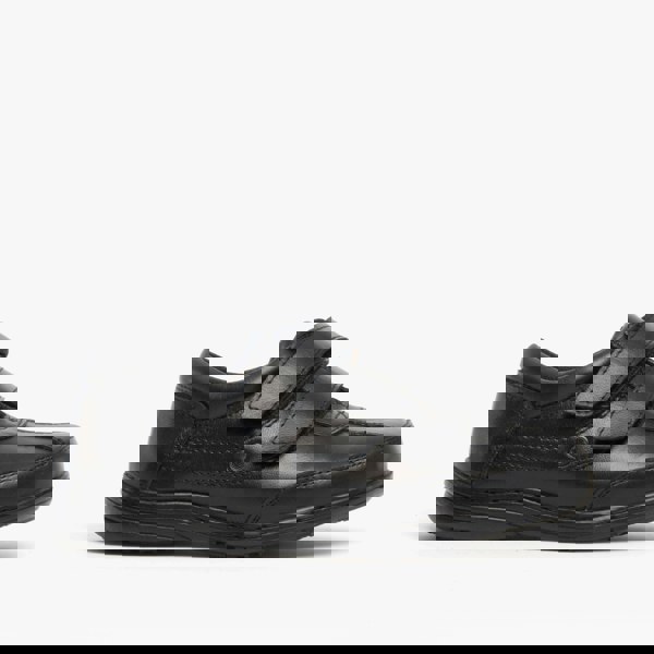 1560936351-24219800.jpg