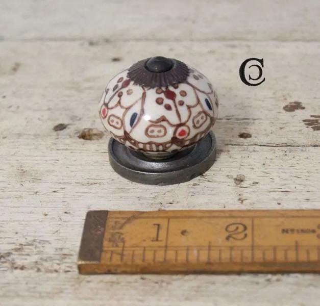 Albany Patterned Ceramic Cabinet Knob with Back Plate - 35mm Diameter