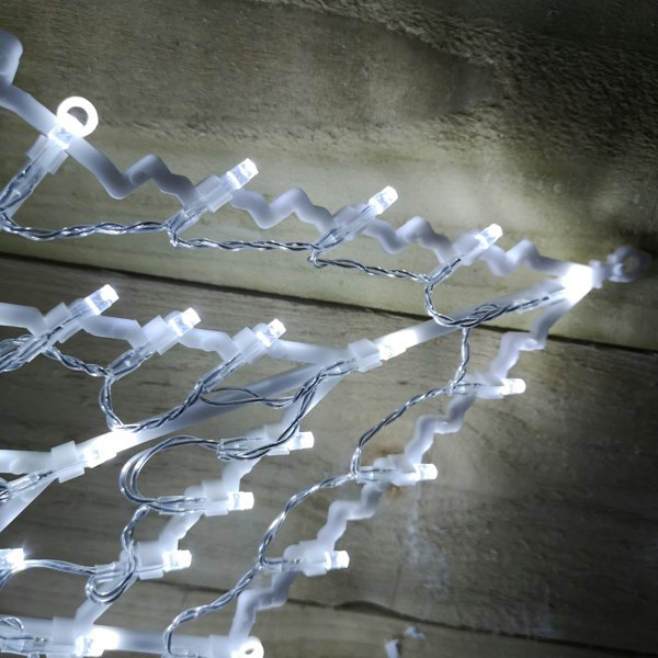 Samuel Alexander 50cm White 100 LED Window Star Light Up Indoor/Outdoor Christmas Decorations