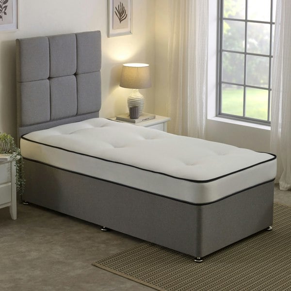 eXtreme Comfort Damask EasyClean Double Life Dual Sided Tufted Mattress