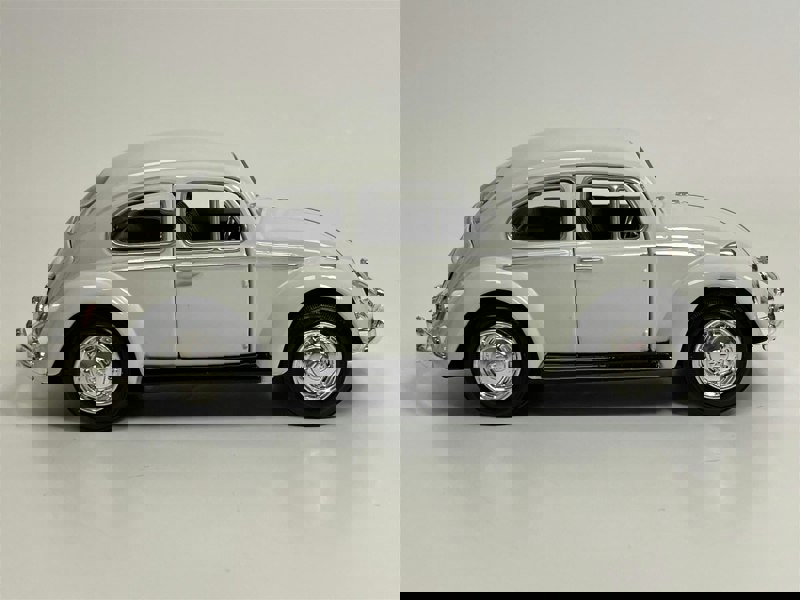 Motormax 007 James Bond On Her Majestys Secret Service 1966 Volkswagen Beetle 1:24 Motormax 79854