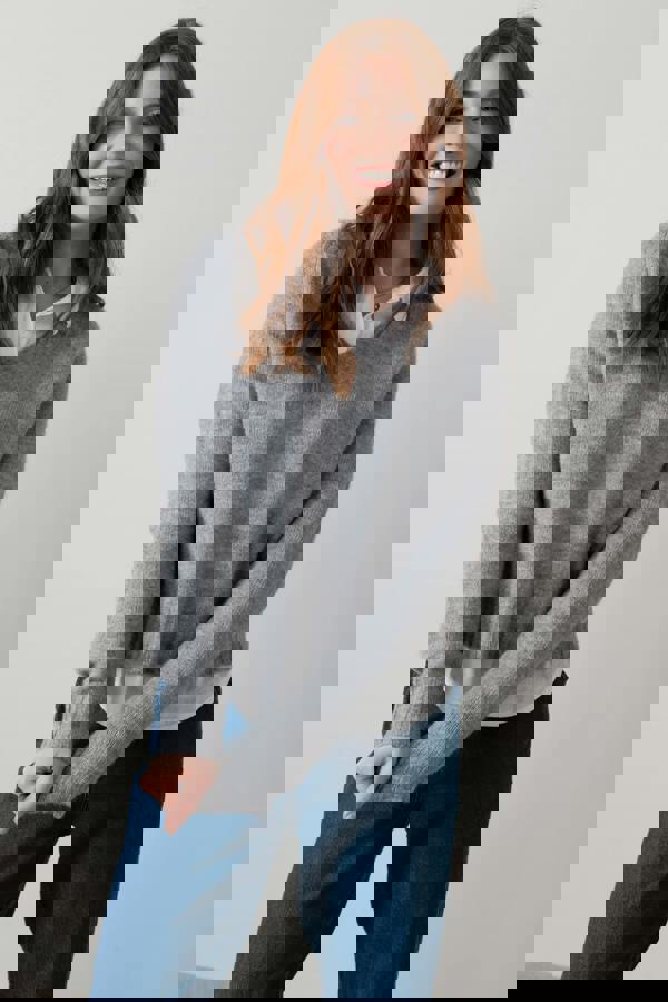 Lily & Me Woodchester V-Neck Boxy Knit Jumper Grey