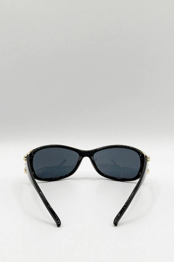 Vintage Wrap Around With Butterfly Detail Sunglasses In Black - svnx