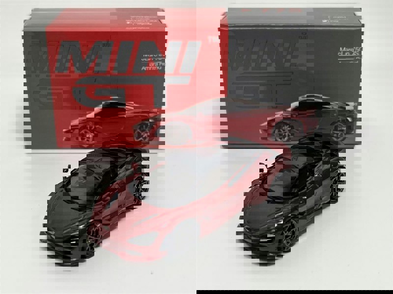 Mini GT McLaren 750S Amaranth Red RHD 1:64 Mini GT MGT00775R