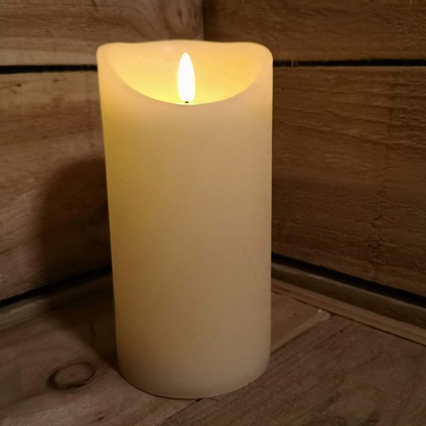Samuel Alexander 18cm Premier Christmas Cream Flickerbright Candle with Timer