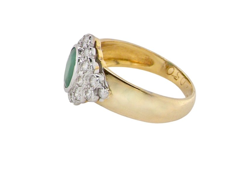 Vintage Tom An emerald and diamond cluster ring