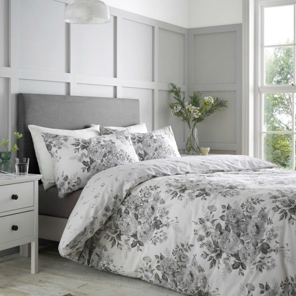 Catherine Lansfield Elinda Floral Reversible Duvet Cover Set
