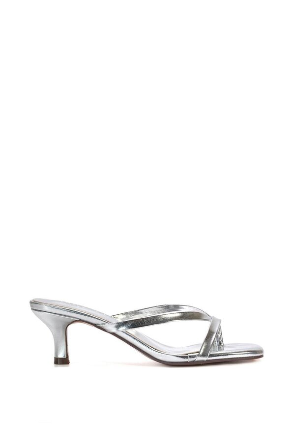 XY LONDON Kitten Heel Sandal Mules With Toe Post - Silver