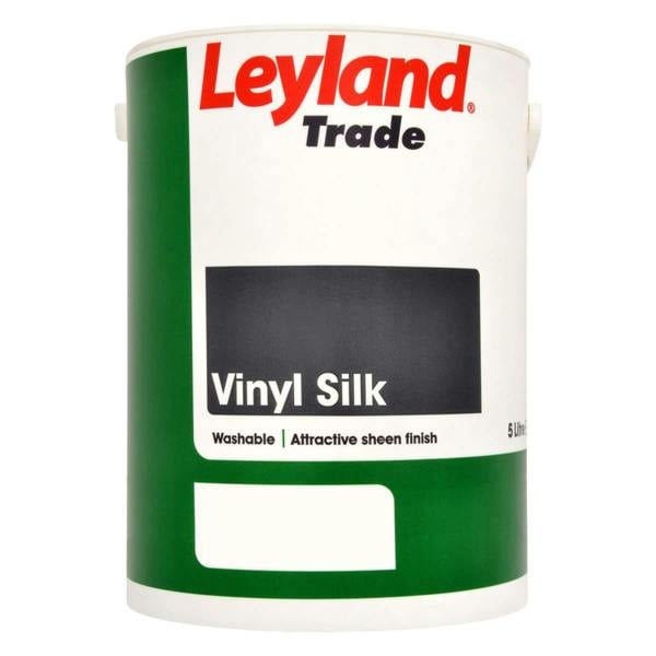 Leyland Vinyl Silk Paint Magnolia 5L Pack of 2