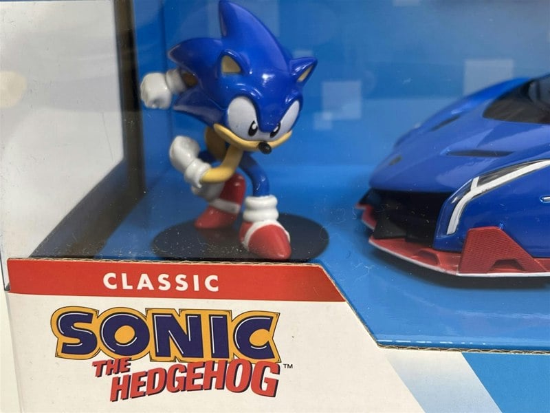 Jada Sonic The Hedgehog Figure Lamborgini Veneno 1:24 Scale Jada 35433