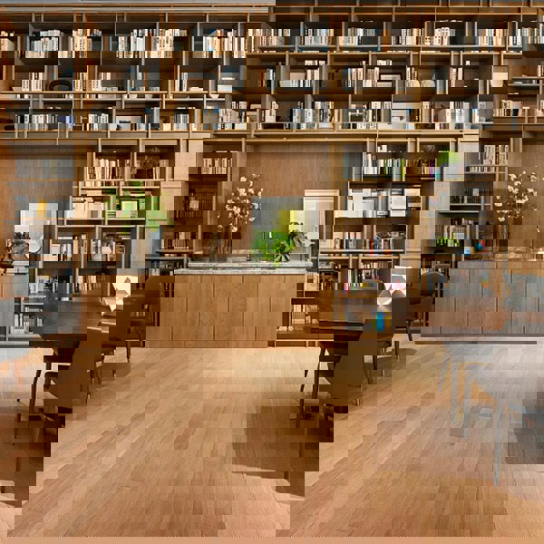 PVC Wooden Self-adhesive Laminate Flooring Planks for Home Decor Living and Home