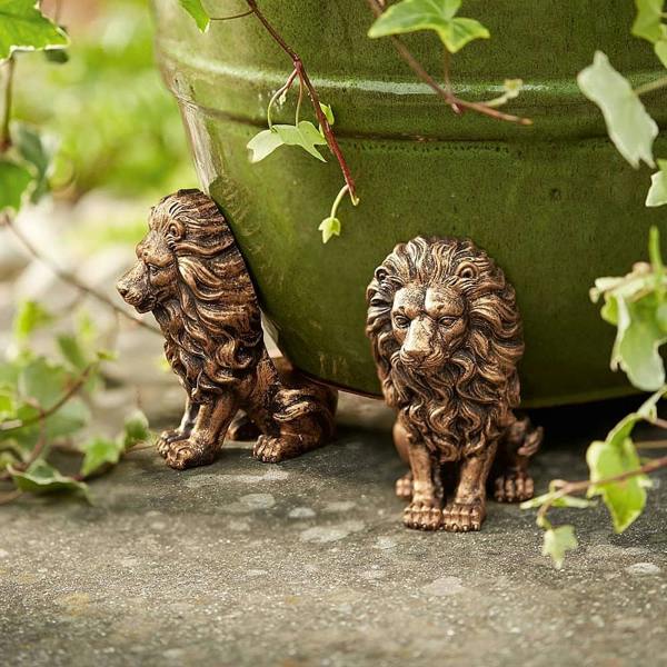 Museum Selection Lion Plant Pot Feet - 11 x 9 x 6cm - Garden Essential