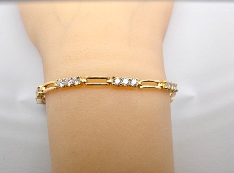 Vintage Tom A line bracelet set with Cubic Zirconia