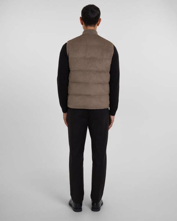 Steel & Jelly Gidea - Suede Look Puffer Gilet