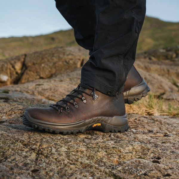 Grisport Mens Avenger Waxy Leather Walking Boots - Brown