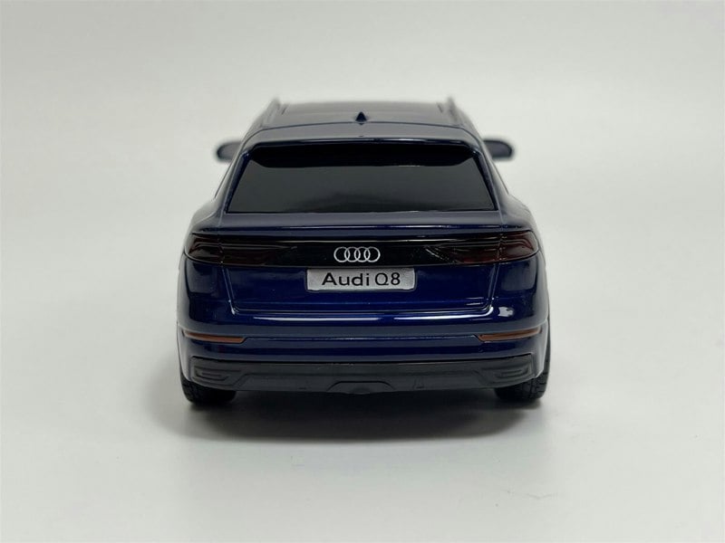 Tayumo Audi Q8 Pull Back & Go Blue LHD 1:36 Scale Tayumo 36140216