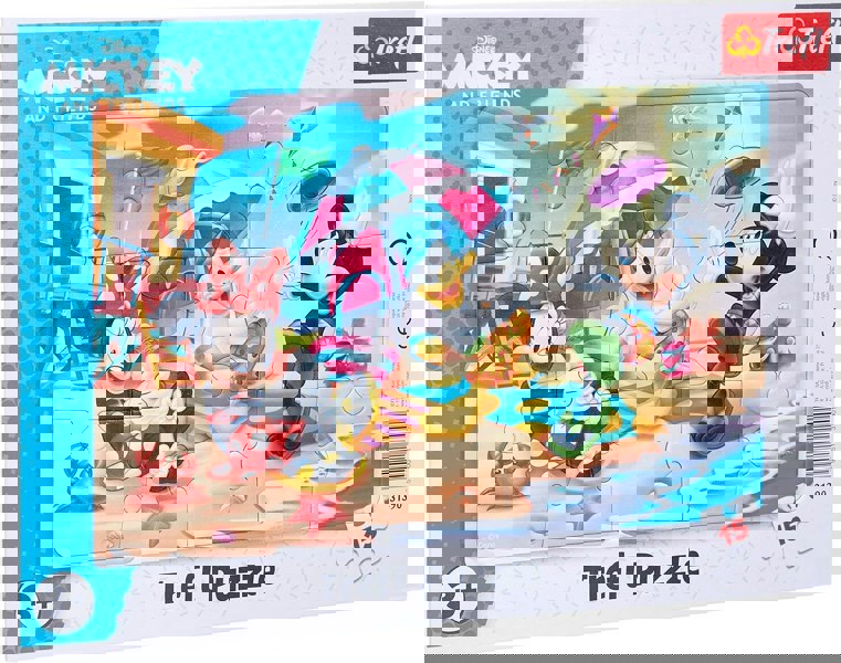 Trefl Disney Characters Play on the Beach Puzzle - 15 Pieces