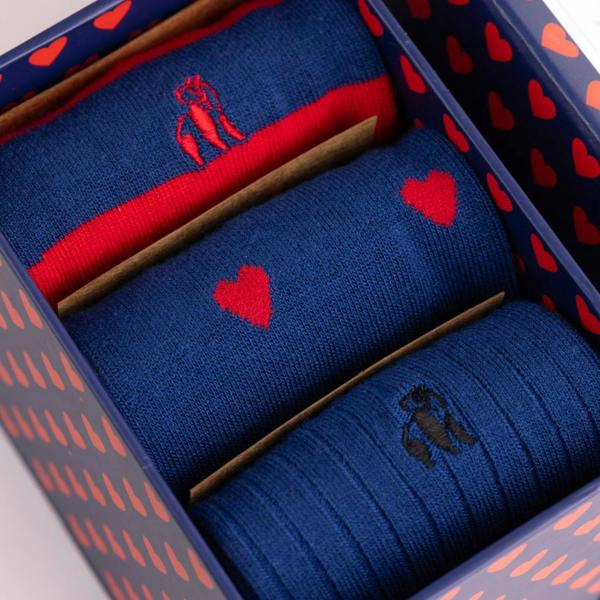 SWOLE PANDA 3-Pack Love Hearts Bamboo Socks Gift Box, Blue/red