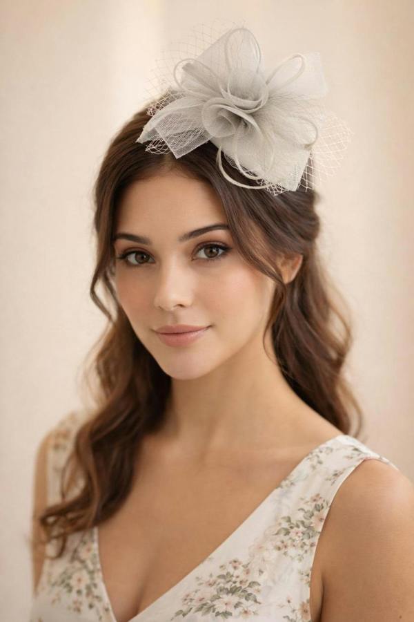 SVNX Double Flower Feather Fascinator in Light Grey