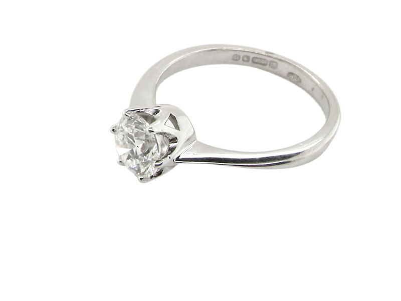 1 carat diamond solitaire ring