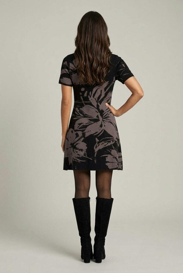 Izabel London Floral Short Sleeve Knit Short Dress