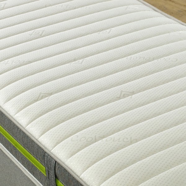 Starlight Beds Horizon Harmony Hybrid Mattress - 8" Deep, Soft Feel, Plush Quilted Surface