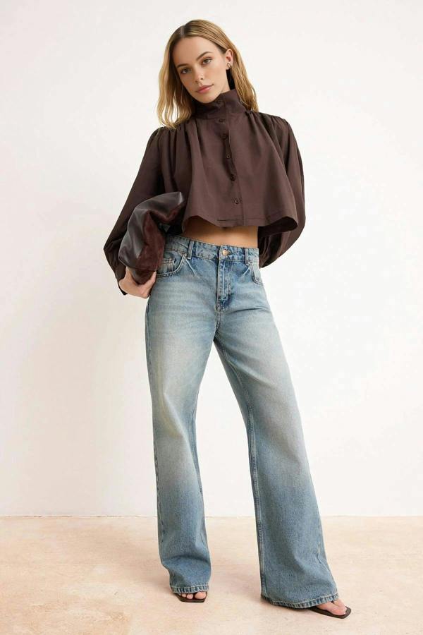 WOVCOR Gathered Crop Fit Shirt