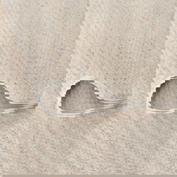 beige-cream colours, striped design, stain-resistant, Cosy comfort rug.