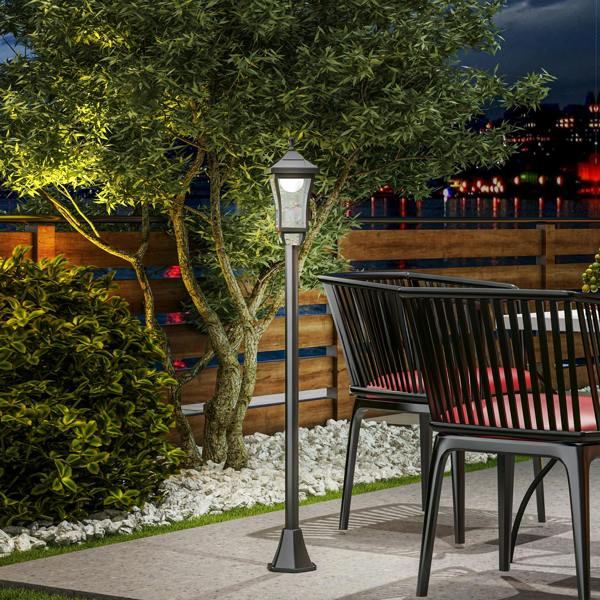 Outdoor Lamp Post