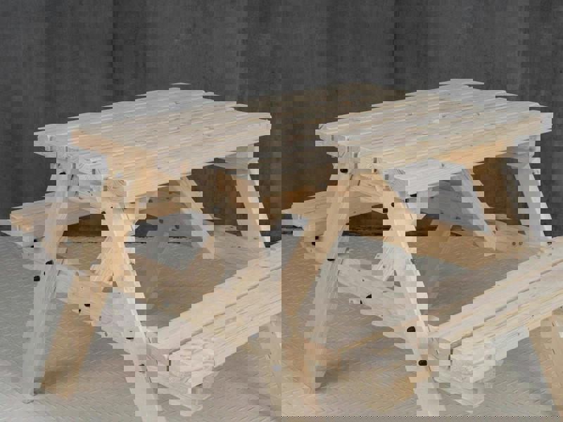 Classic pub-style picnic bench and table, designed for outdoor dining areas such as gardens, patios, cafés, and public spaces, supplied ready for painting.