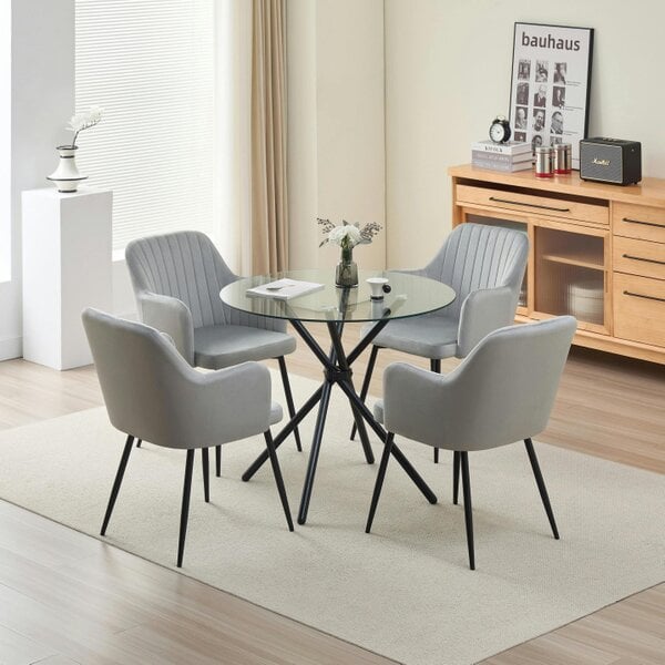 Outdoor Living New York Dining Table with 4 Charlotte Velvet Chairs
