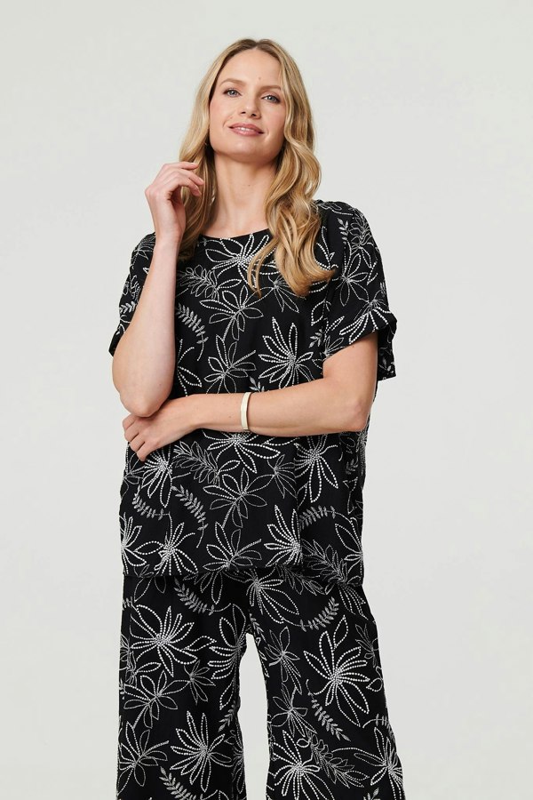 Black | Floral Relaxed Short Sleeve Top
