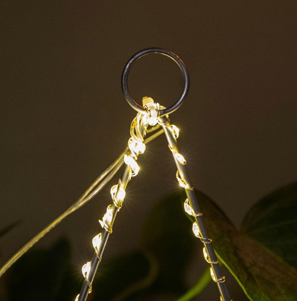 Samuel Alexander 30cm Light up Dewdrop Christmas 2D Star with 120 Warm White LEDs & Timer Function