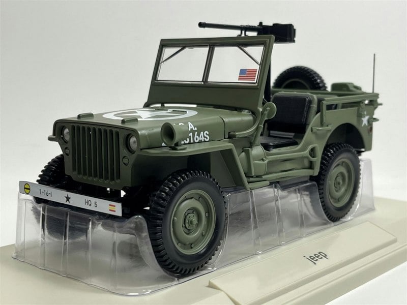 Norev Jeep Army D Day 1944 1:18 Scale Norev 189016