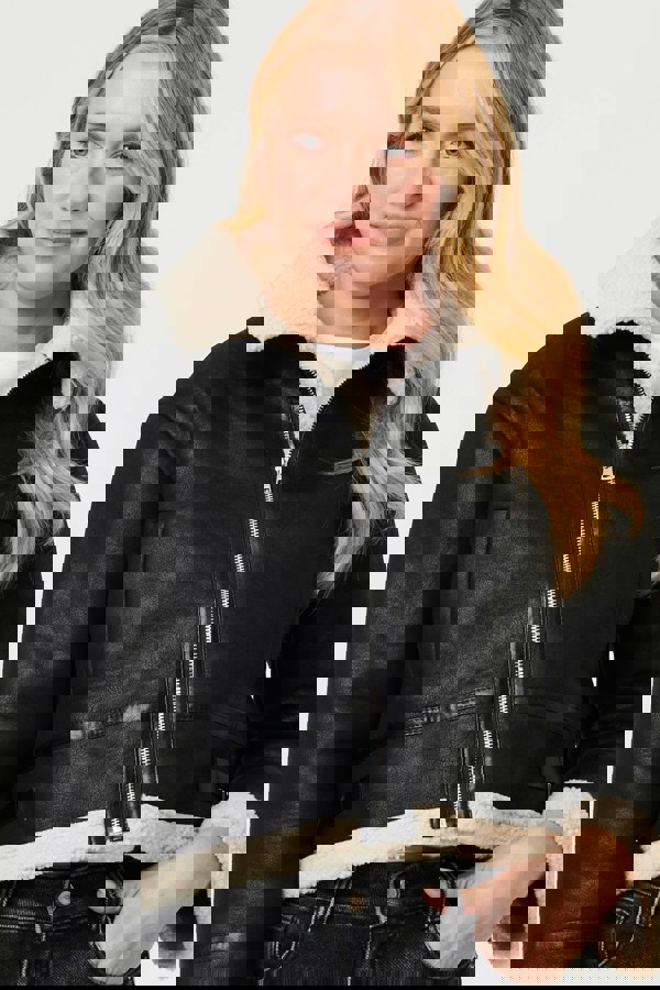 Black | Faux Suede Teddy-Lined Cropped Jacket
