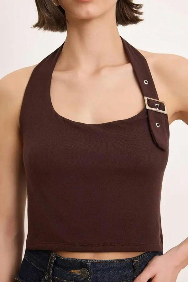 WOVCOR Halter Neck Belt Detail Fitted Knitted Blouse