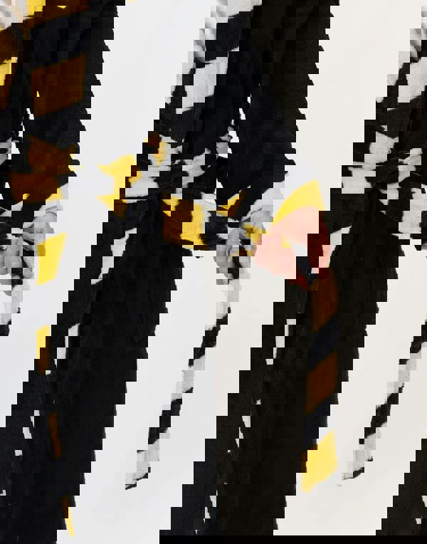 Harry Potter Unisex Black Hufflepuff Hooded Bathrobe