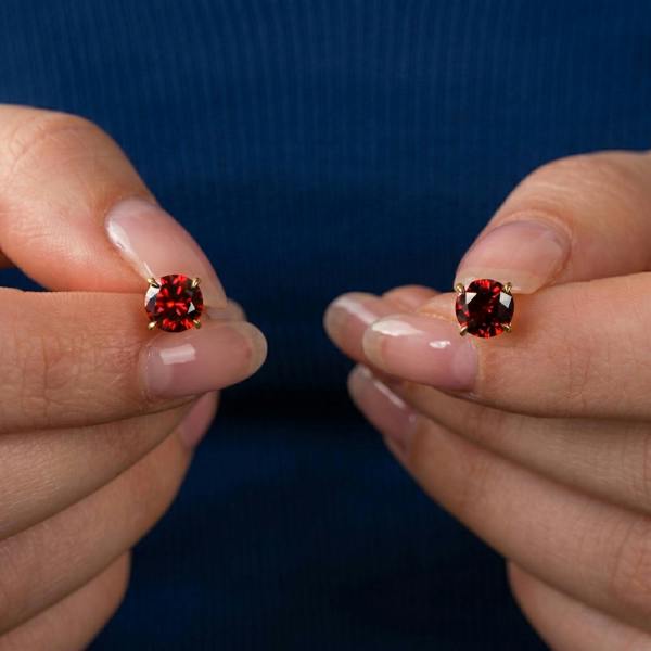 Spero London 9ct Gold Garnet Stud Earrings