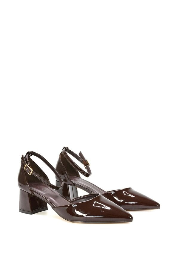 XY LONDON Low Block Heel Court Shoes With Pointed Toe