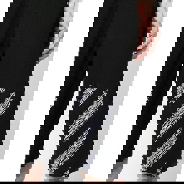 Off-White Scrubber Diag Shorts   in  Black