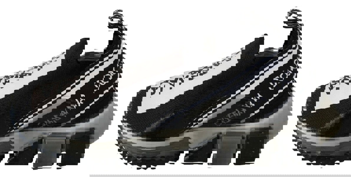 154415877.jpg